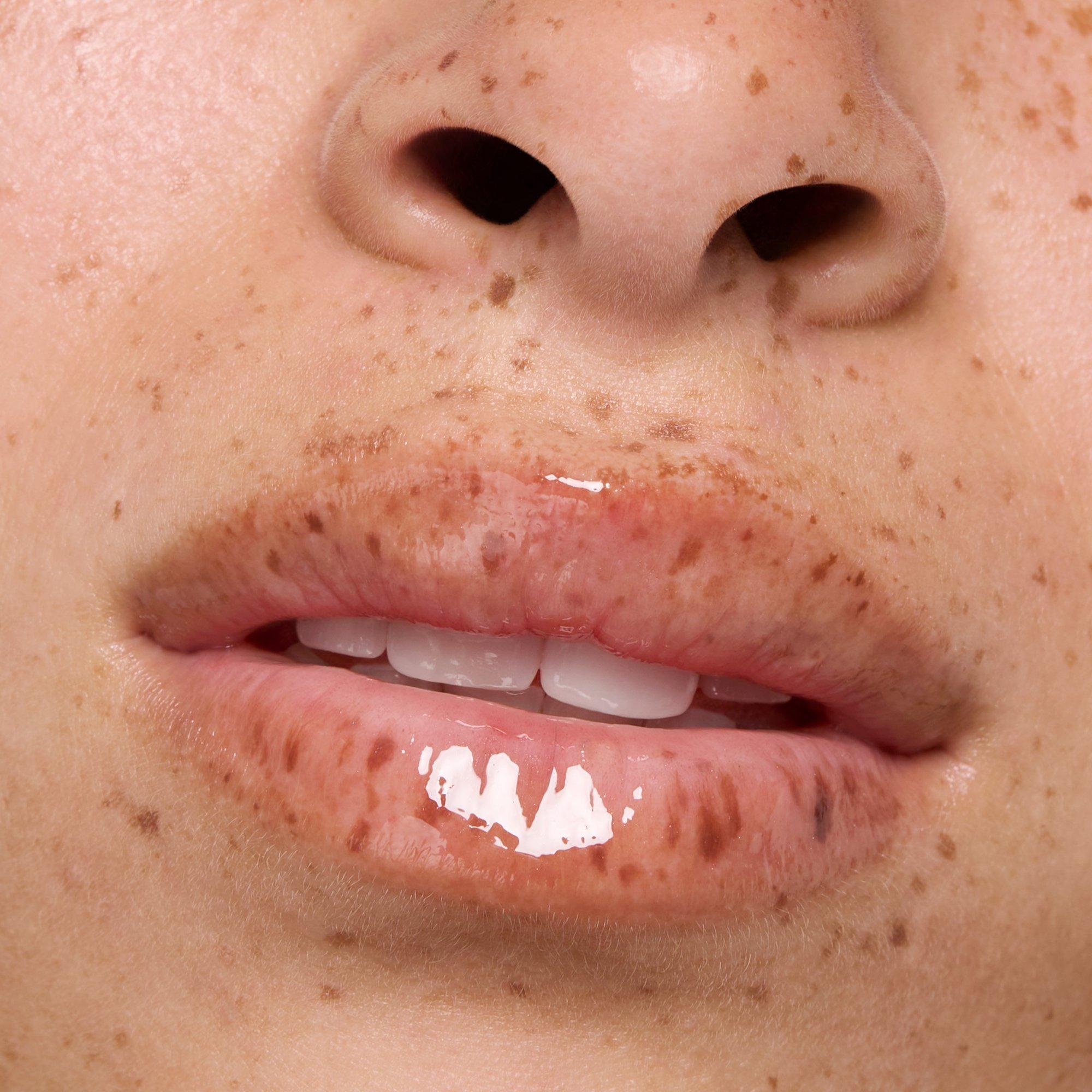 hydra kiss LIP OIL