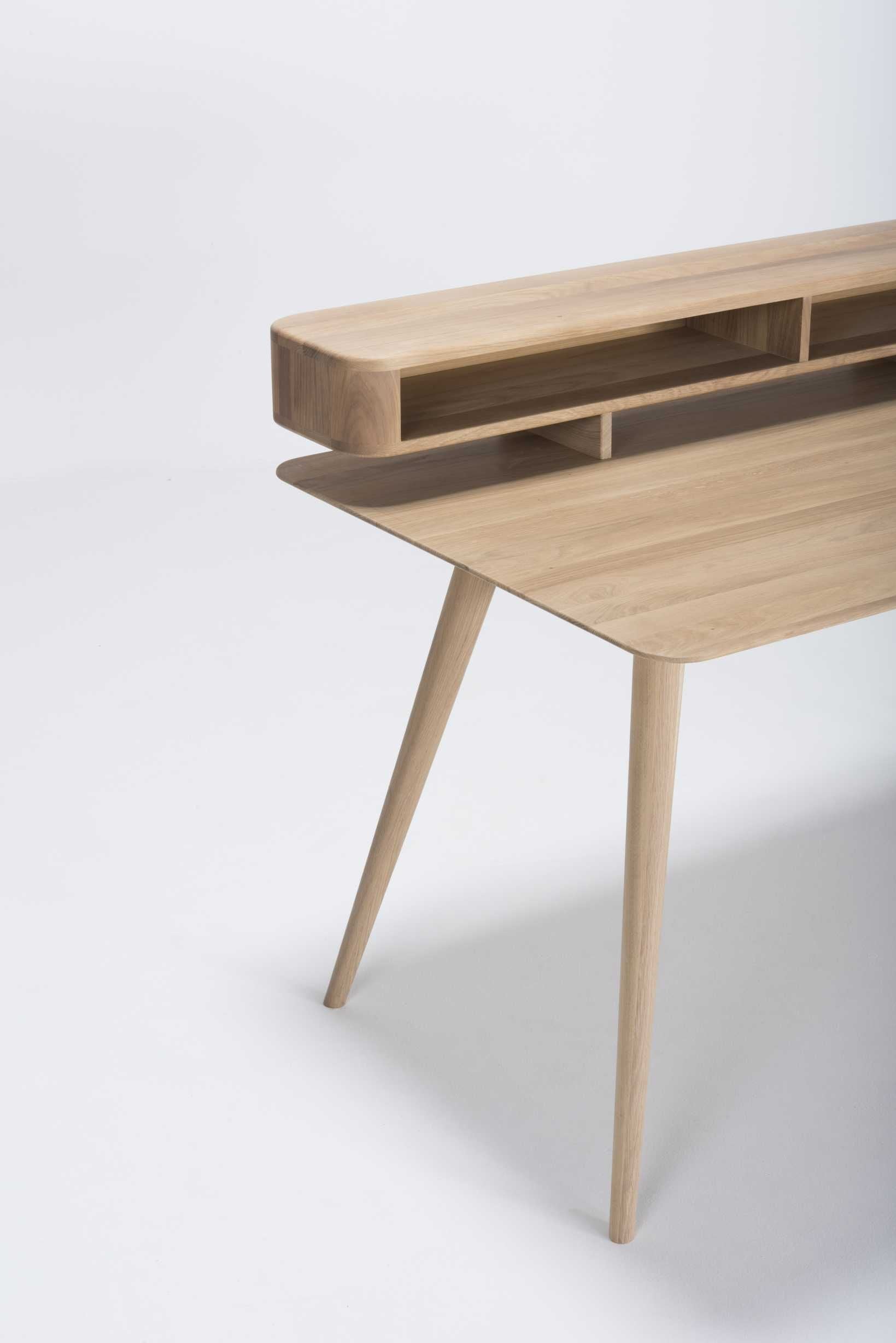 Stafa bureau met schapvakken naturel