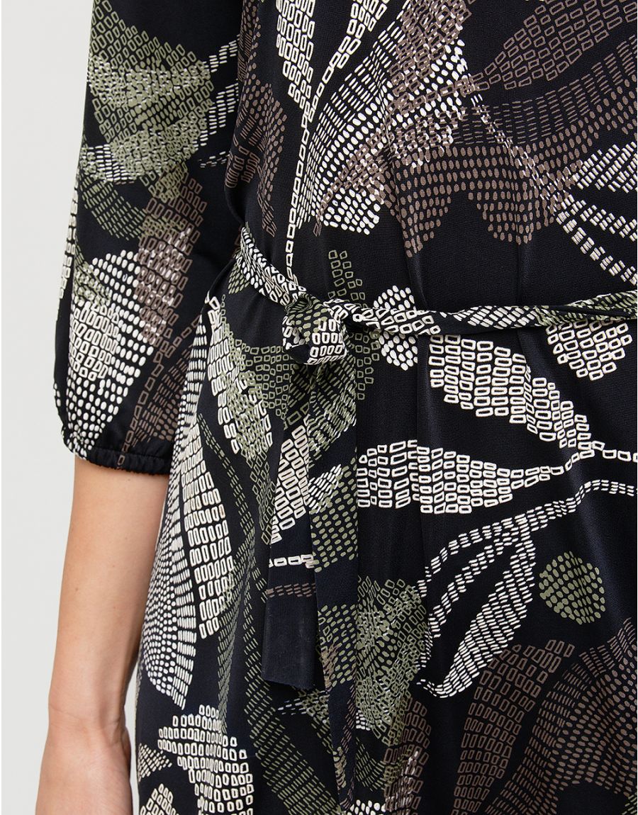 Robe motif feuillage noir