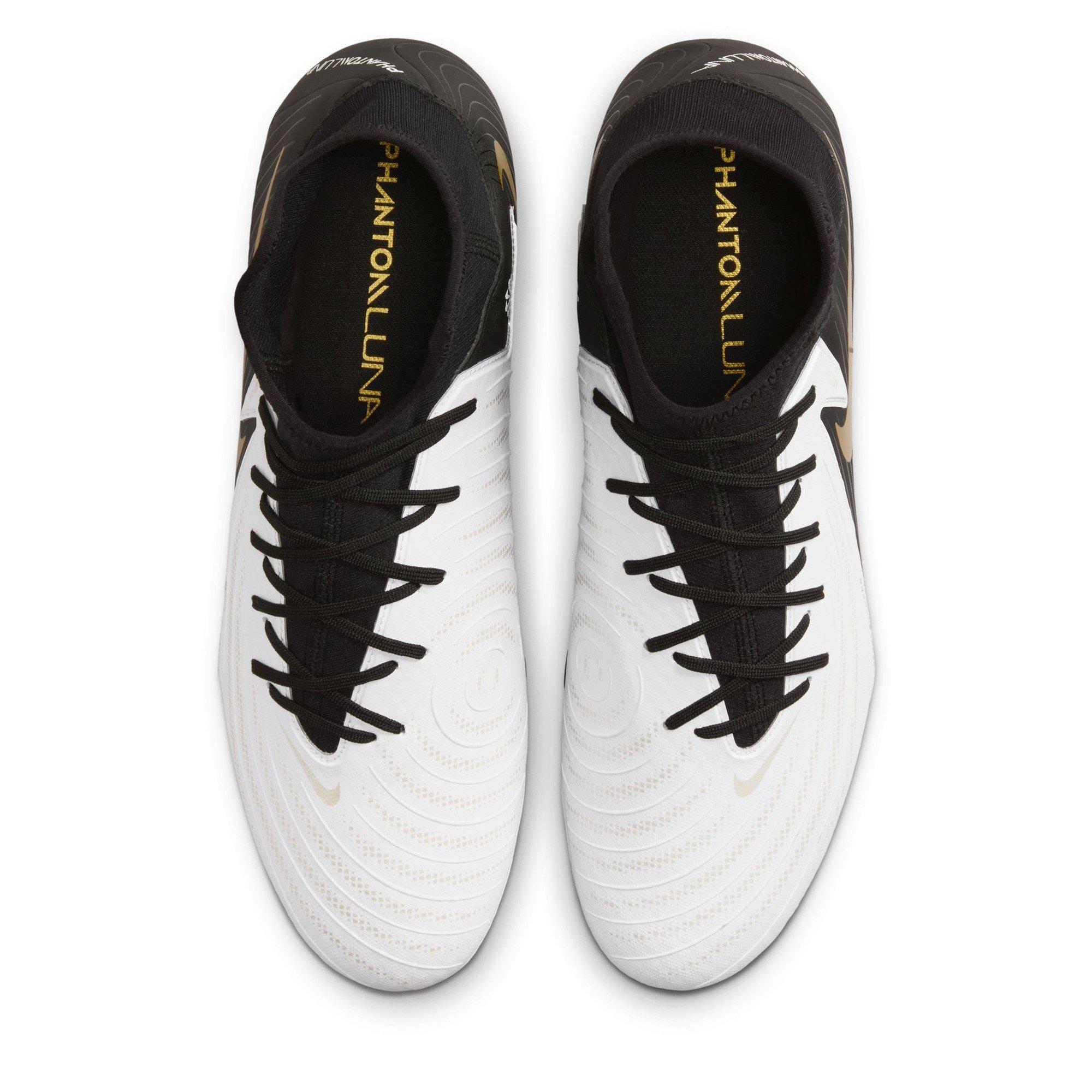 Nike Phantom Luna II Academy Firm Ground Football Boots
