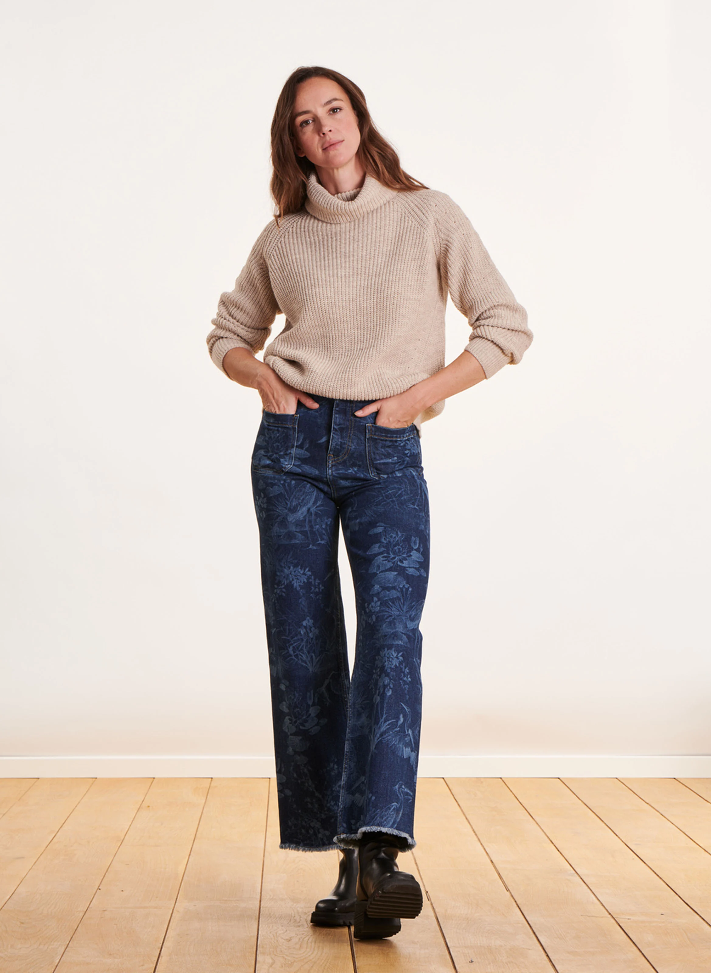 Pull col coulé oversize en maille côtelée | Beige