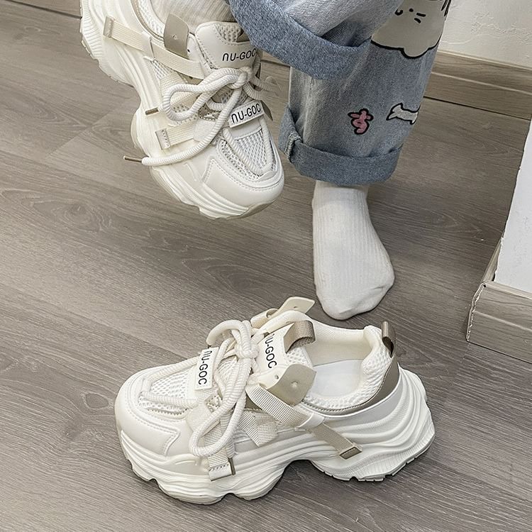 caneik - Veterschoenen met mesh paneel en letters