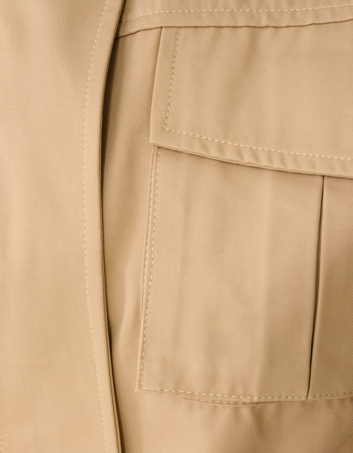 Sleeveless Cargo Jack Beige