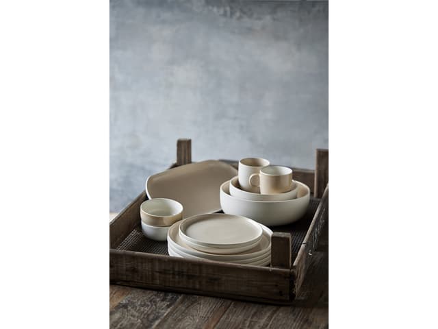Studio Round Serveringsfad Matte white/Matte sand