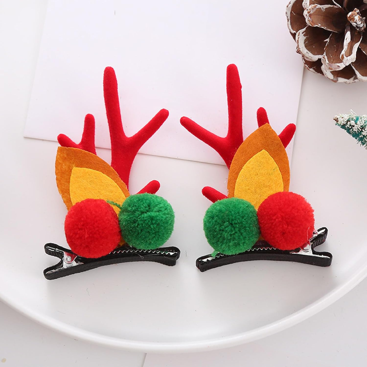 (2 Paar) Christmas Haarklammern Weihnachts Accessoire Rentier Geweih   Pompon's - Rot / Braun / Grün