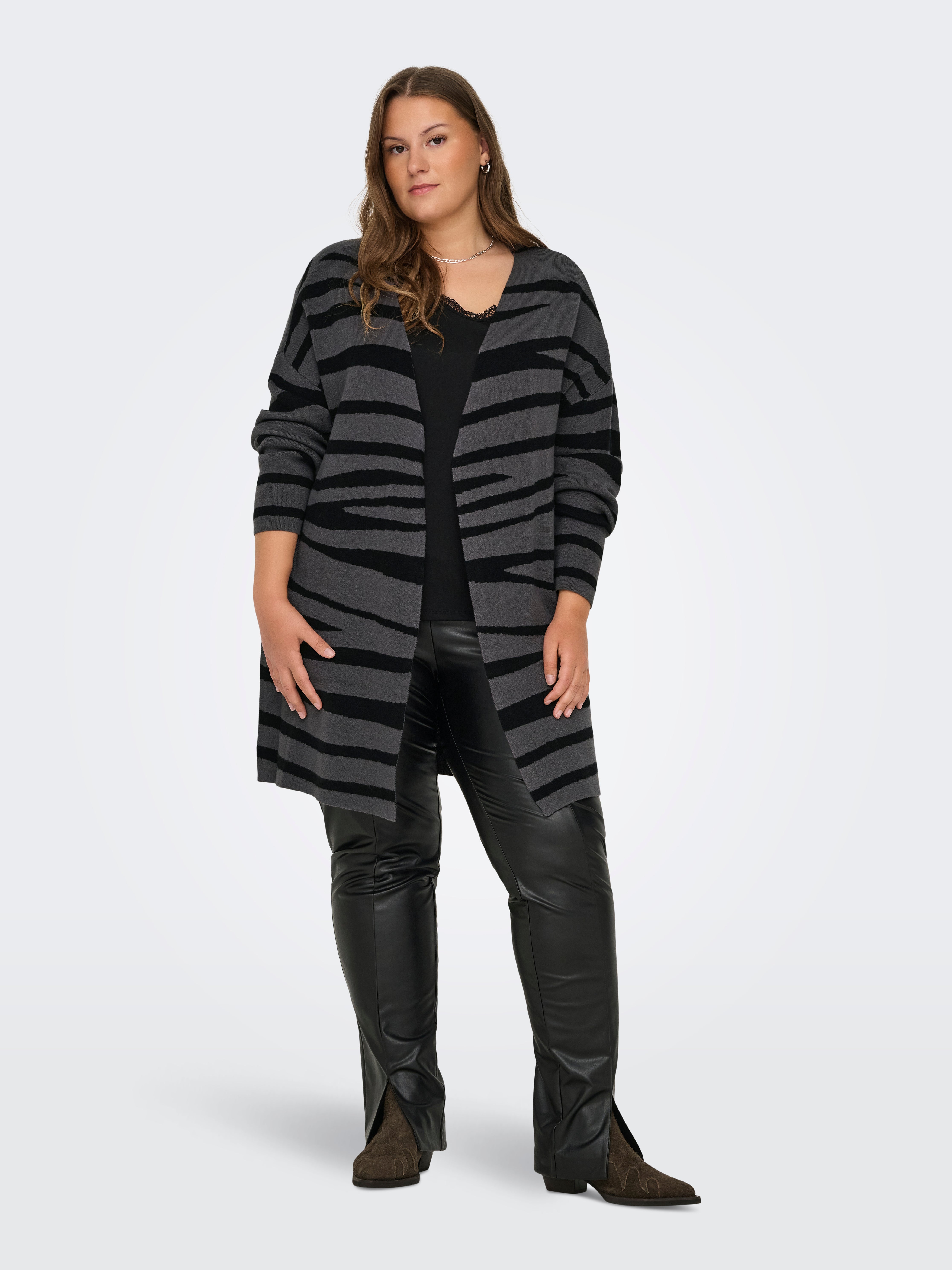 CARFRIDA Strickjacke Magnet