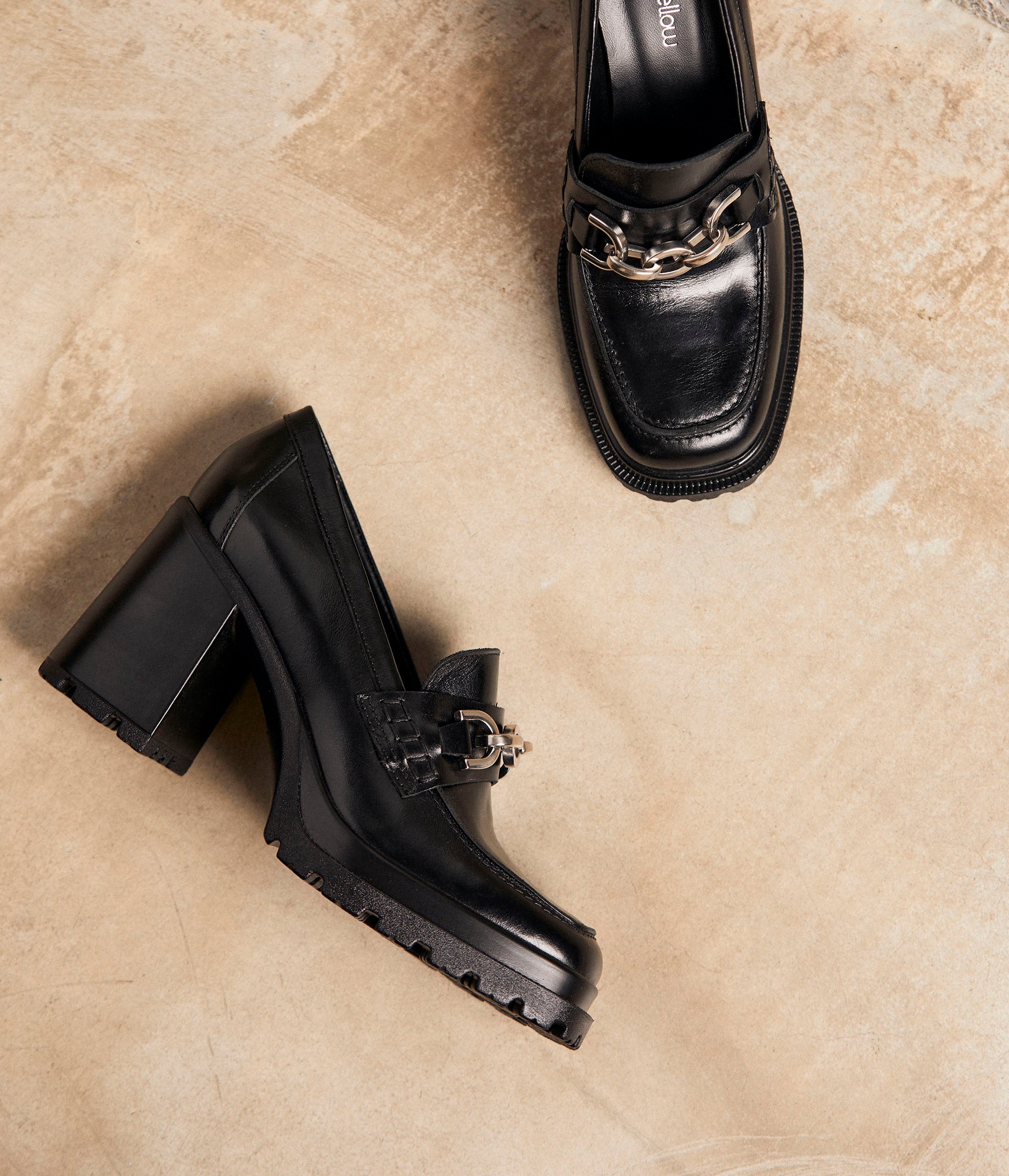 Mocassins noirs crantés Arielle