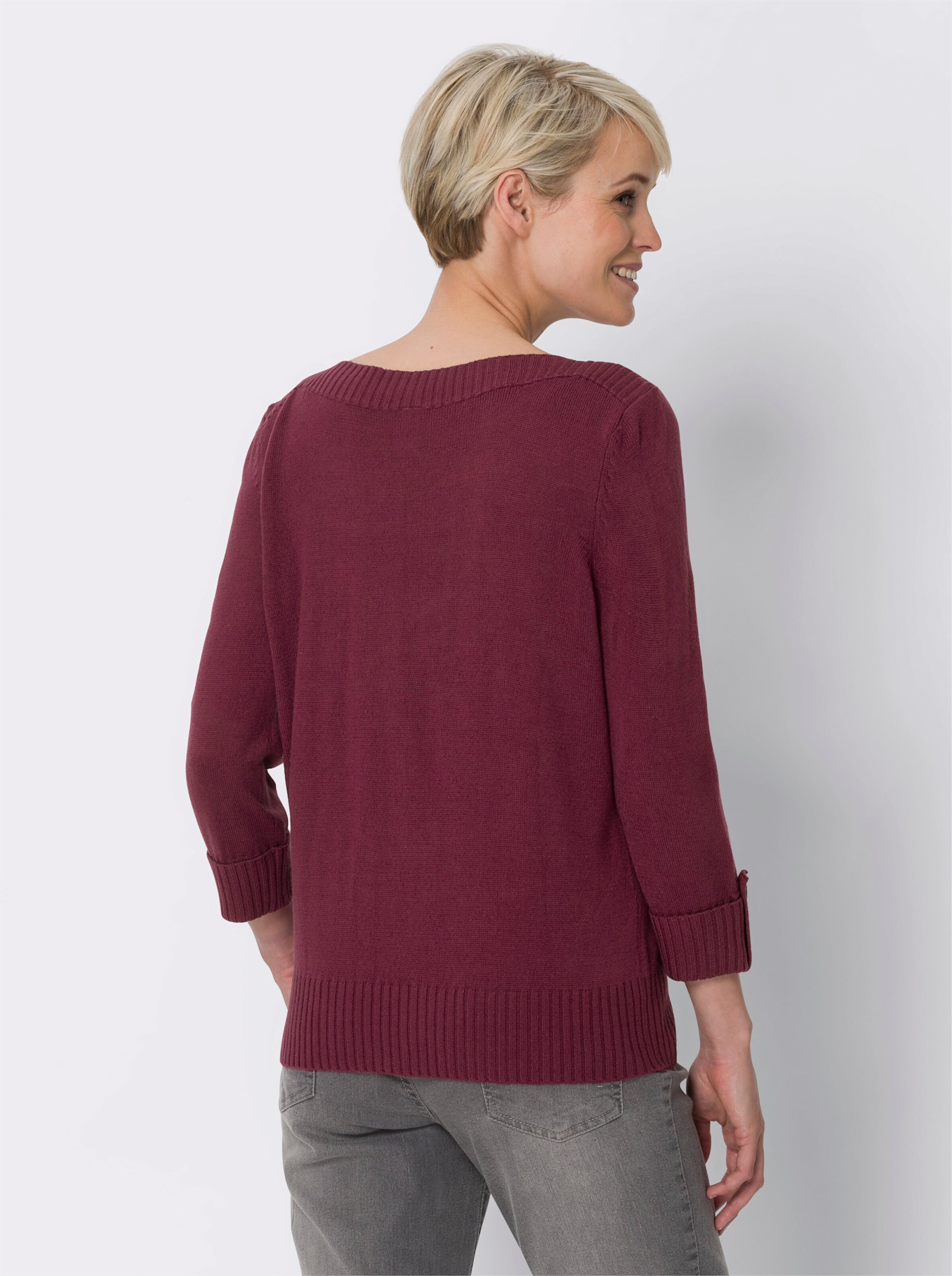 34 Arm-Pullover mit U-Boot-Ausschnitt