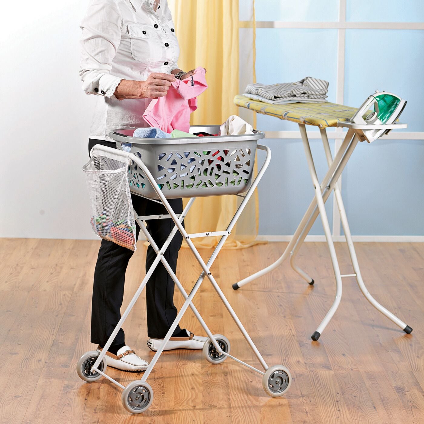 Angela BrudererErgonomischer Waschkorbtrolley