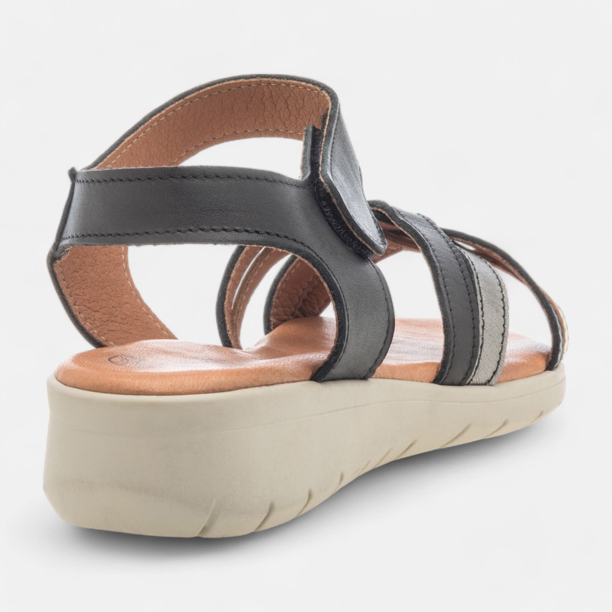 Sandales Femme en cuir noir