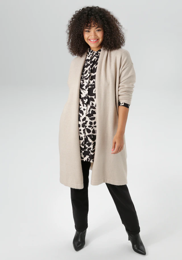 Aniston PLUS Strickjacke in kuscheliger Qualität