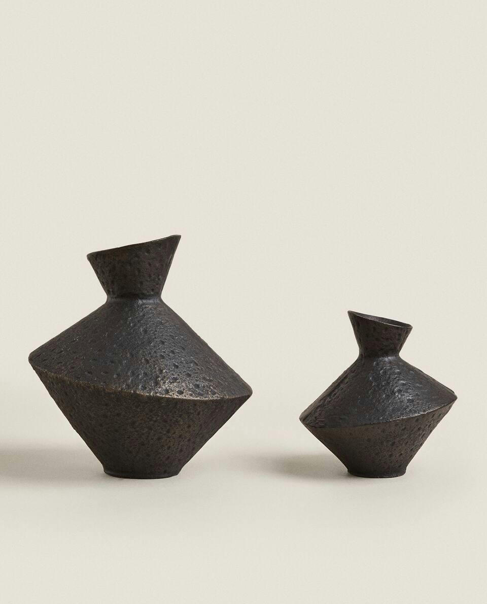VASO ESCURO