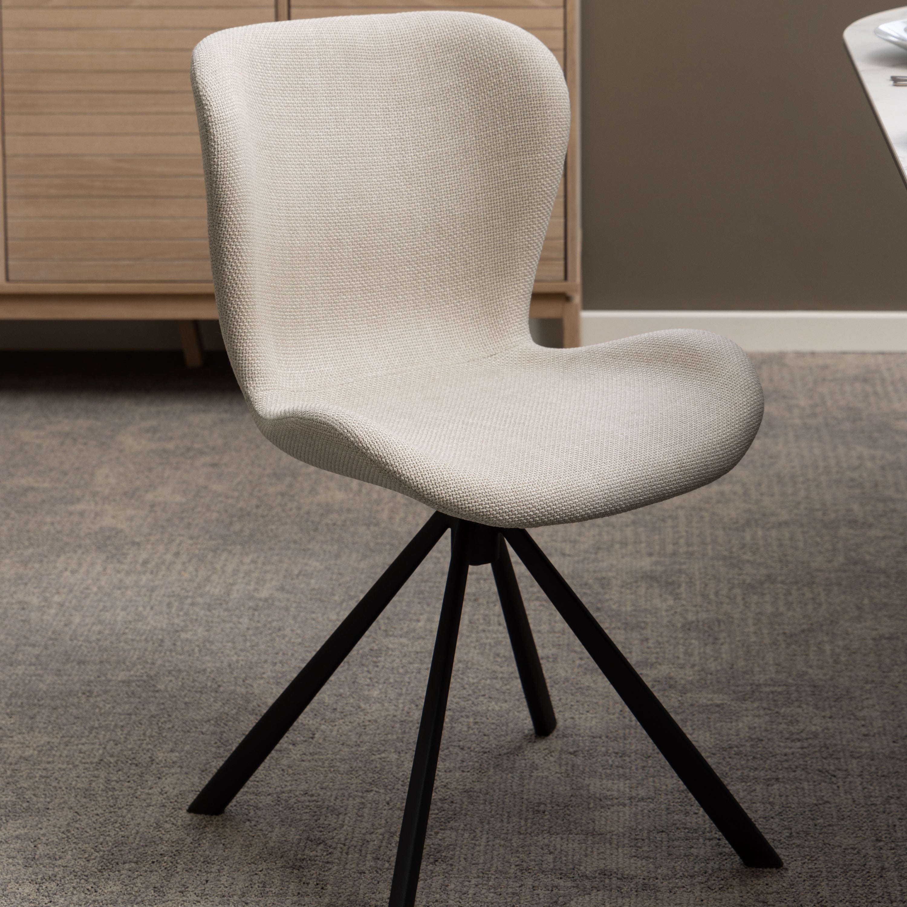 by fonQ basic Tough Eetkamerstoel - Beige