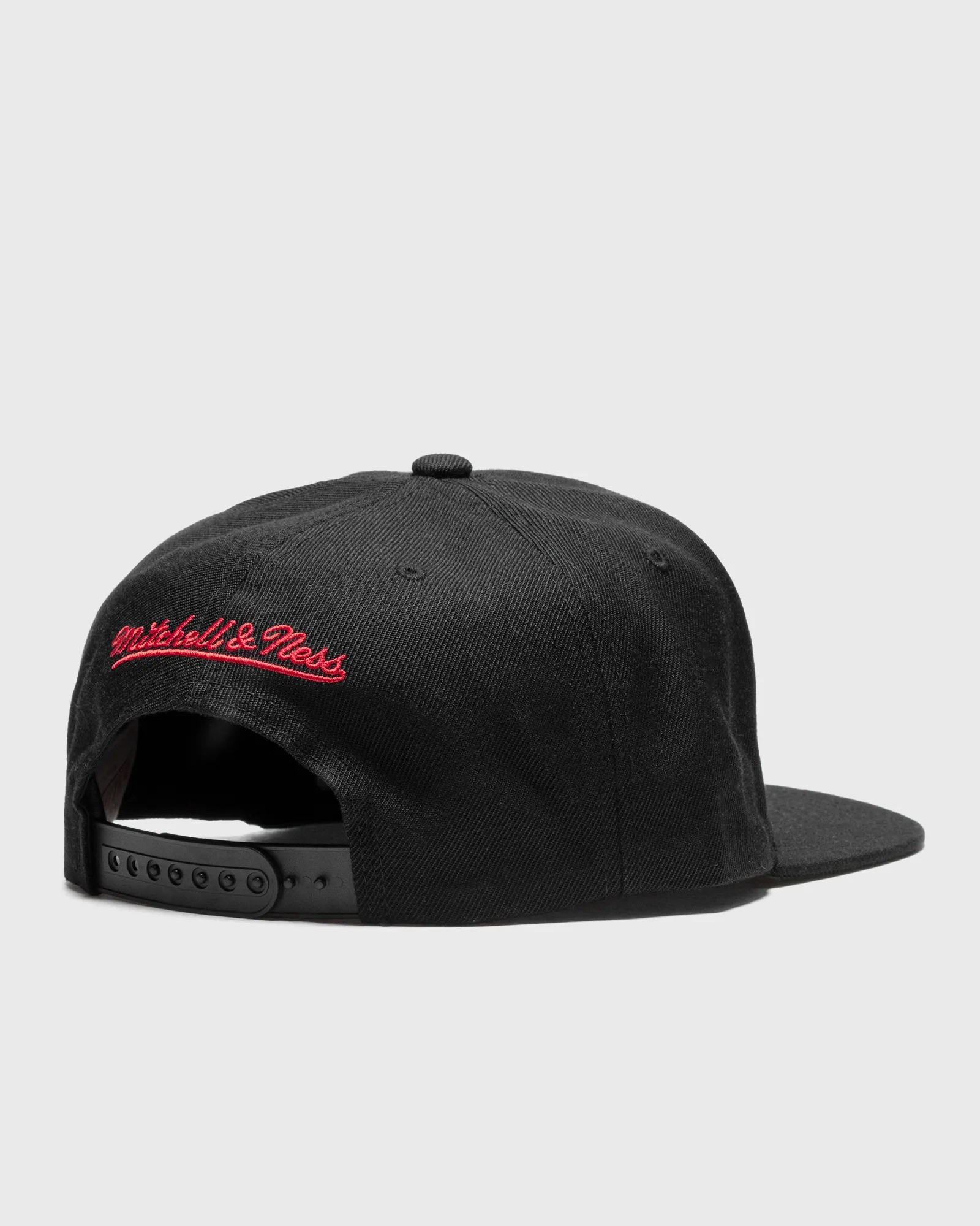 Boné Mitchell & Ness NBA Back To Back Snapback HWC Chicago Bulls Campeões 1991-92