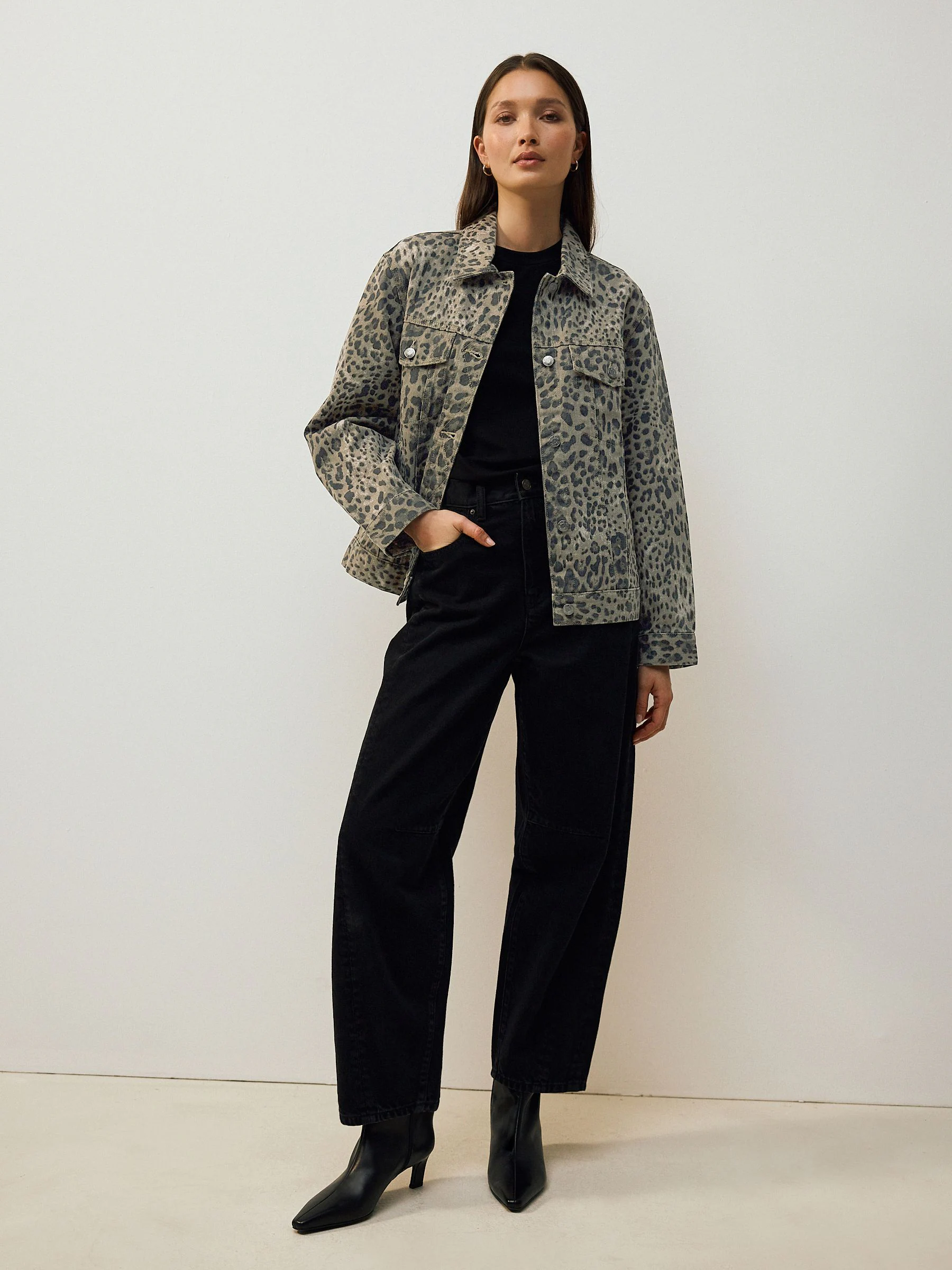 Luipaard - Oversized ruimvallend Denim truckerjack