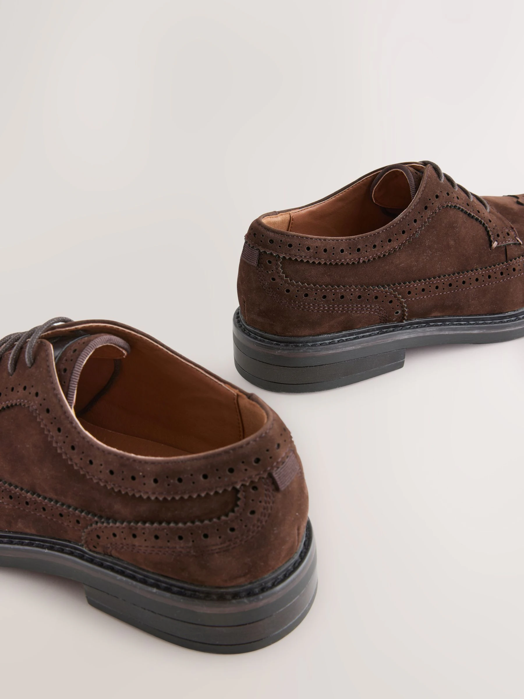 Bruin - Brogues met doorlopend vleugelstuk