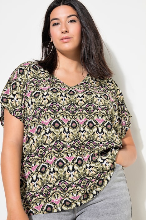 Blusenshirt, oversized, grafischer Print, V-Ausschnitt