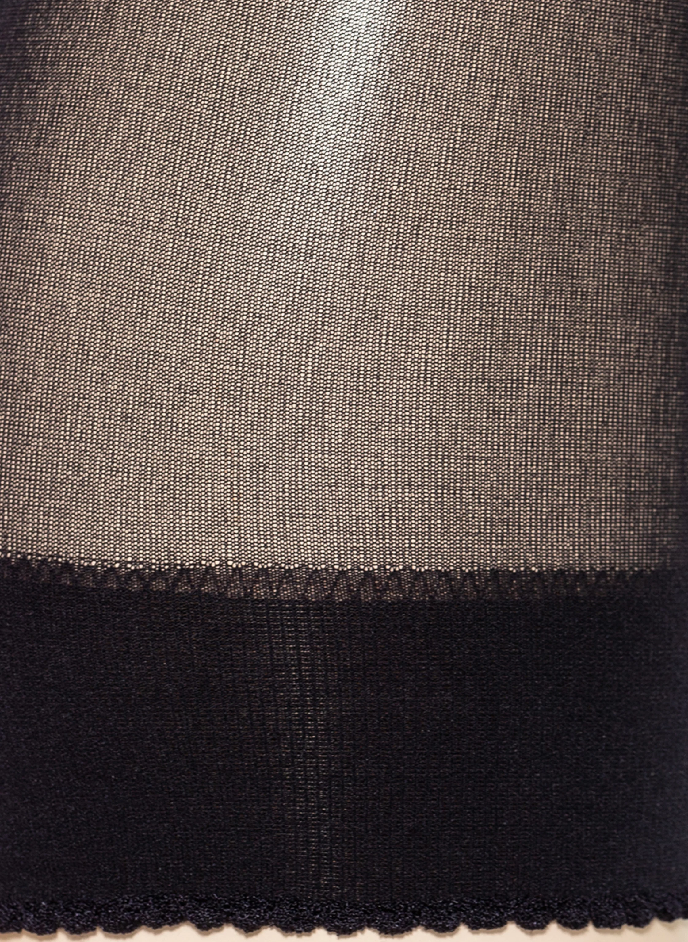 Wolford Fein-Kniestrümpfe VELVET DE LUXE