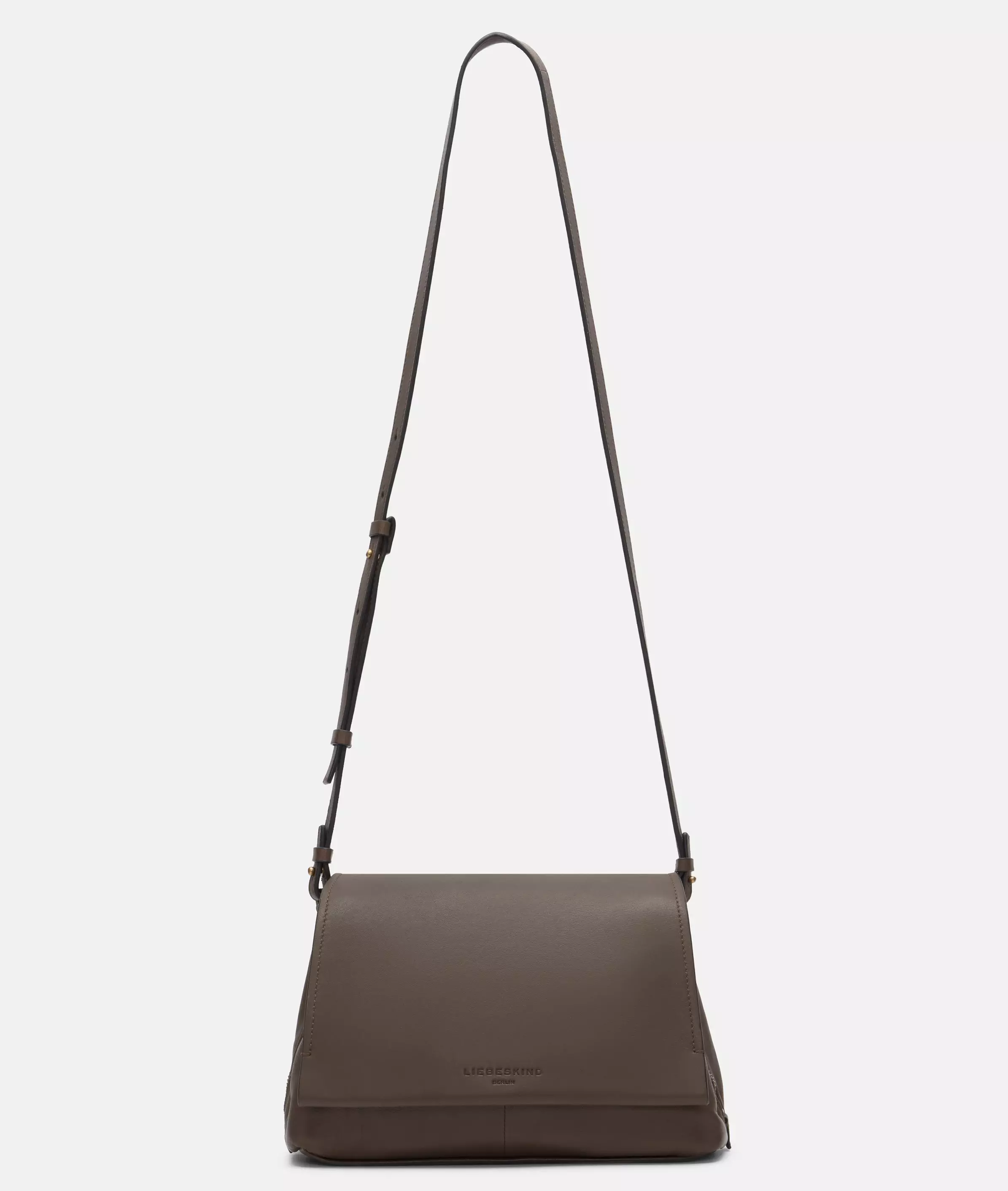 Hera Crossbody M Spacious crossbody bag made from sheepskin