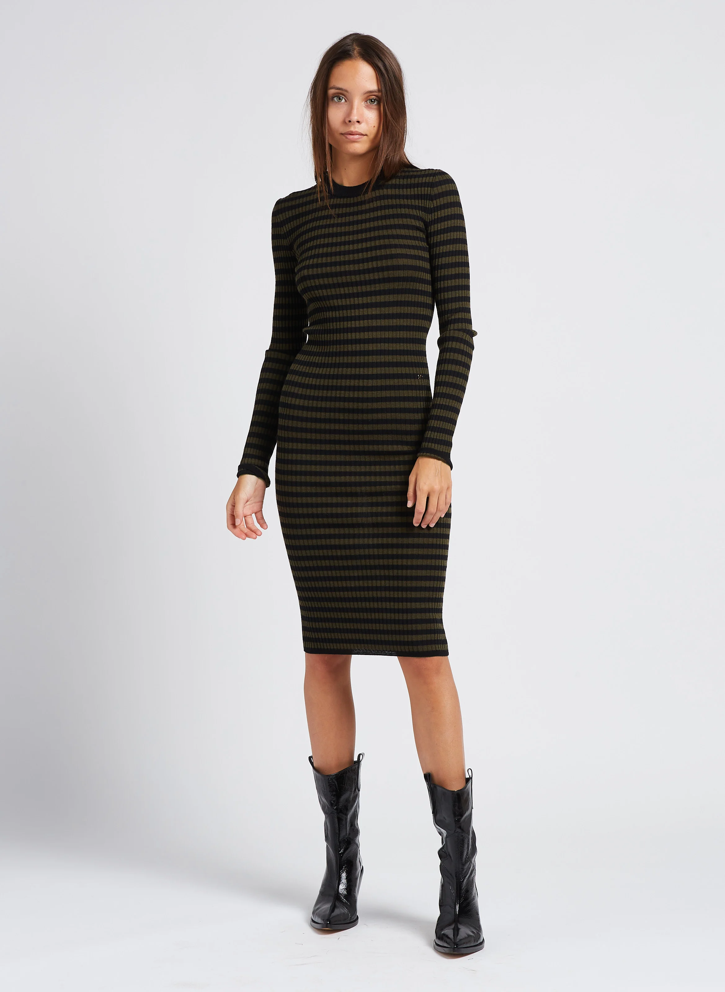 Robe mi-longue col rond en laine | Rayé