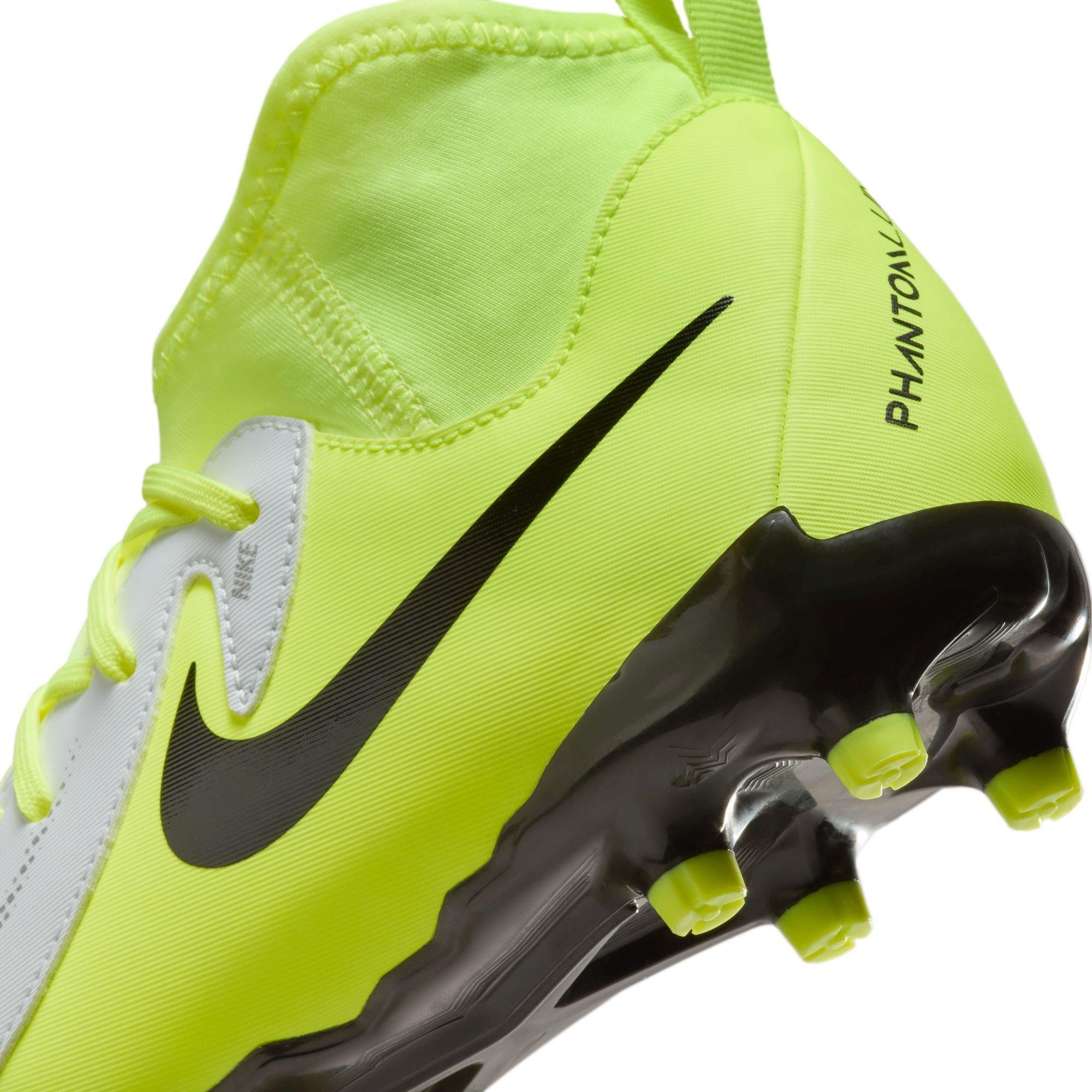 Nike Phantom Luna II Academy Firm Ground Football Boots Junior
