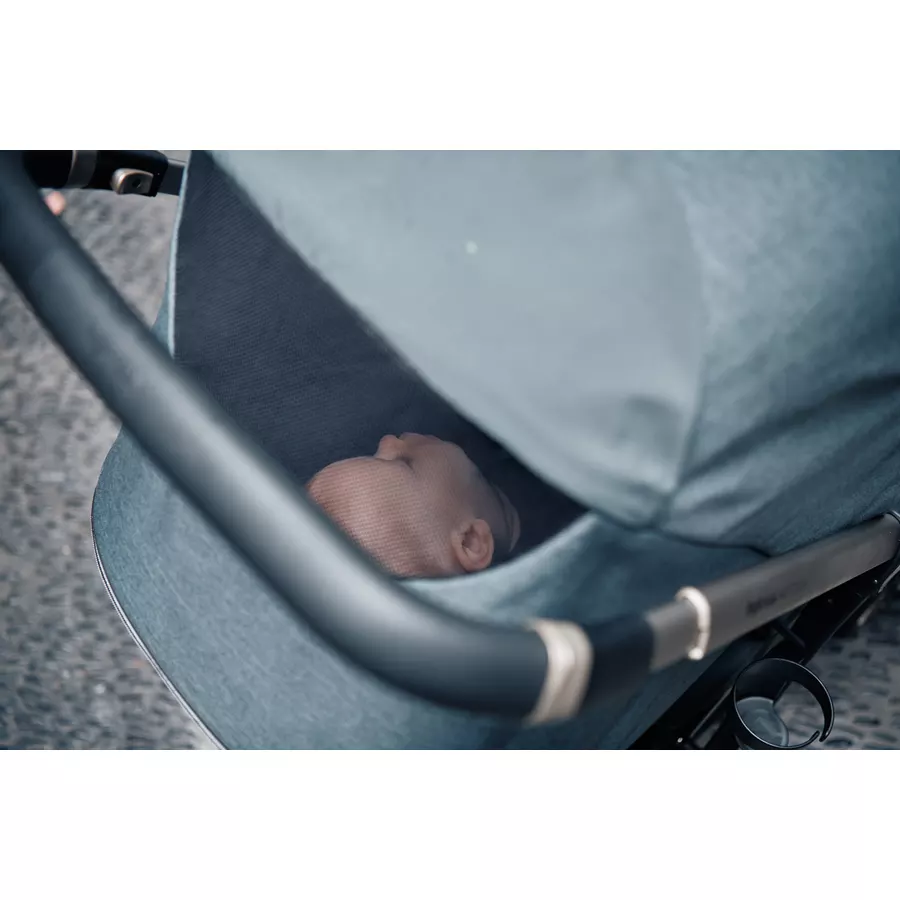Inglesina Kombikinderwagen Aptica Quattro Mystic Black Gestell Iridium