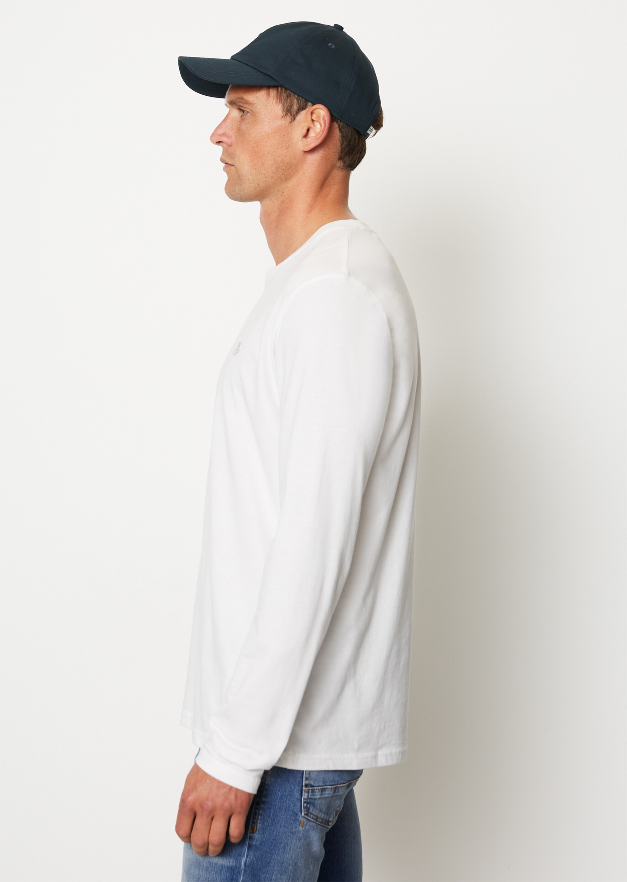 Longsleeve shaped aus reiner Bio-Baumwolle