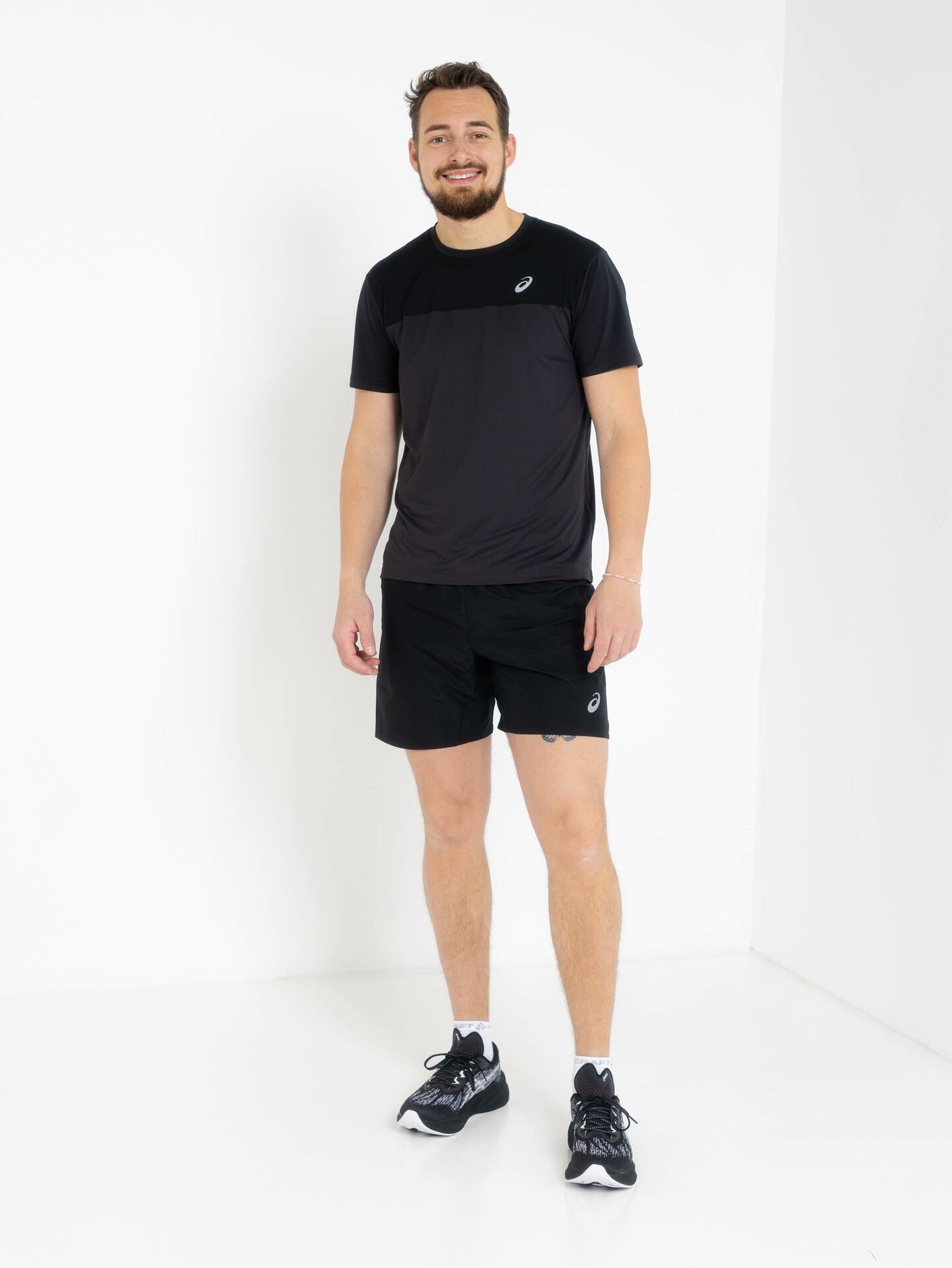 Core 7Inch Shorts