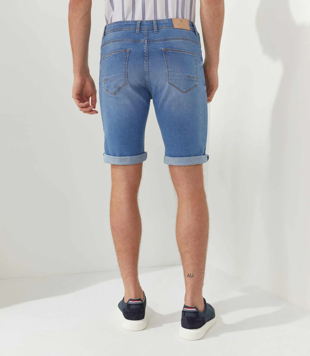 Bermuda slim en jean bleu-clair 