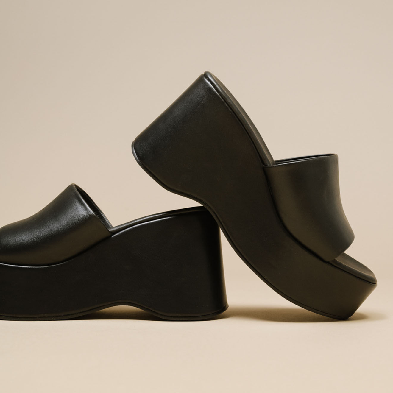 Jonak Mules en Cuir Naelle noires - Talon 9 cm