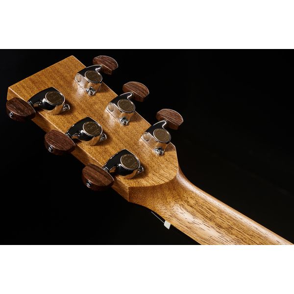Lakewood M-31 CP Westerngitarre