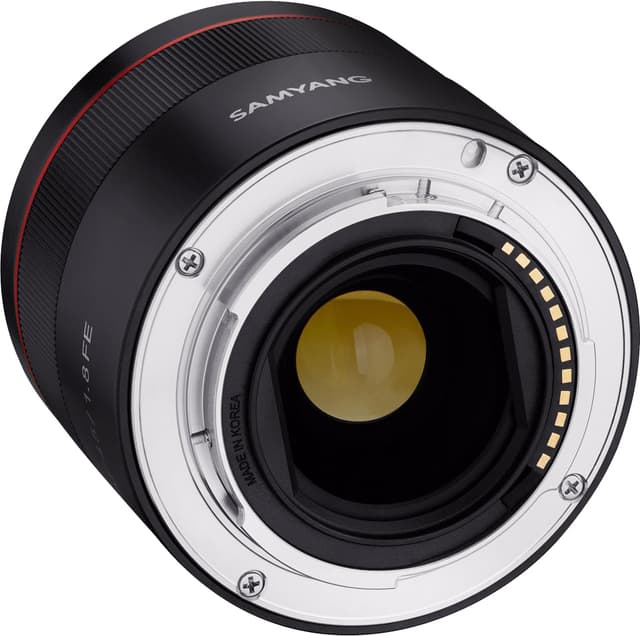 Samyang AF 45 mm f/1,8 FE objektiv