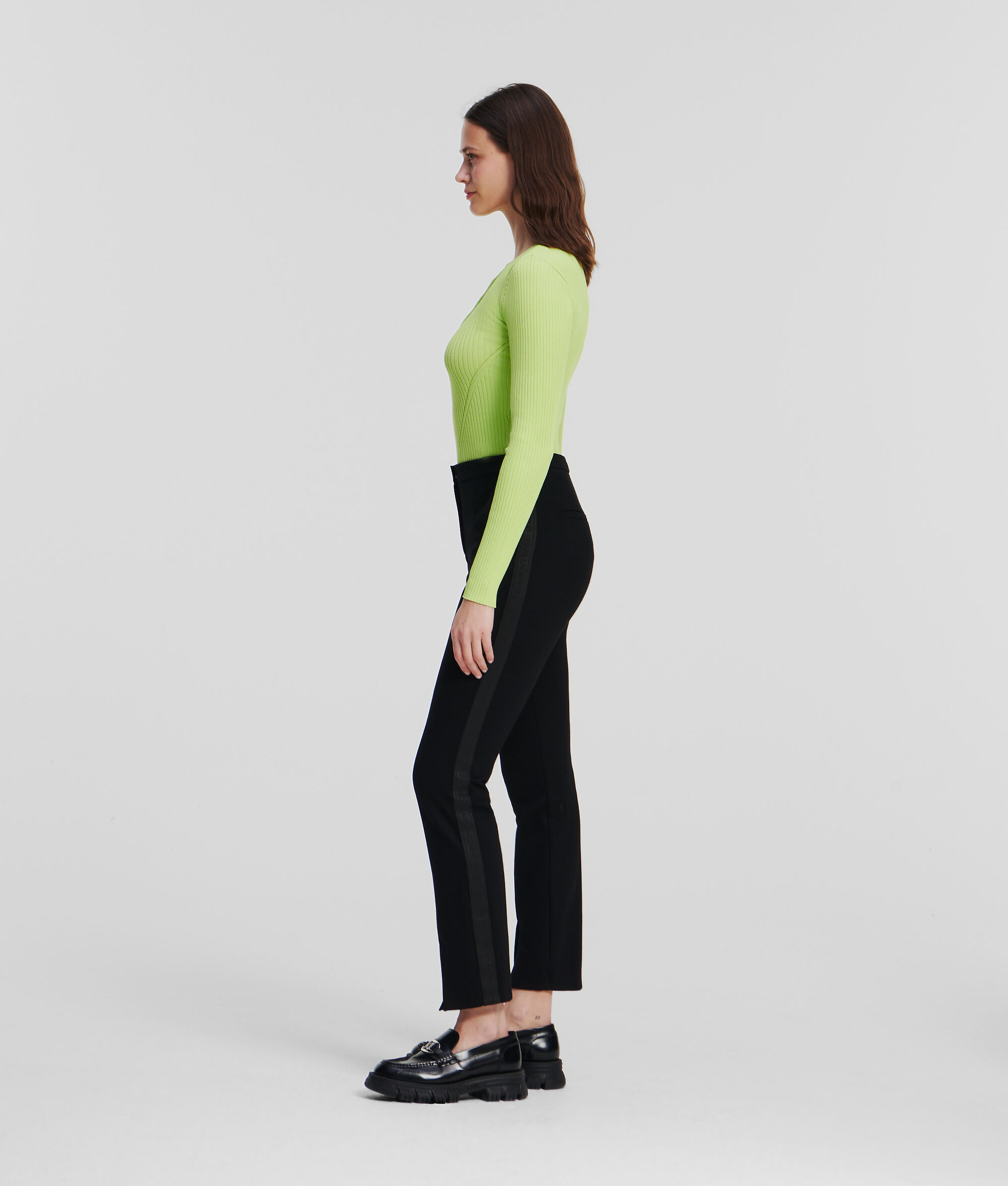 PANTALON EN PUNTO AVEC LOGO KARL