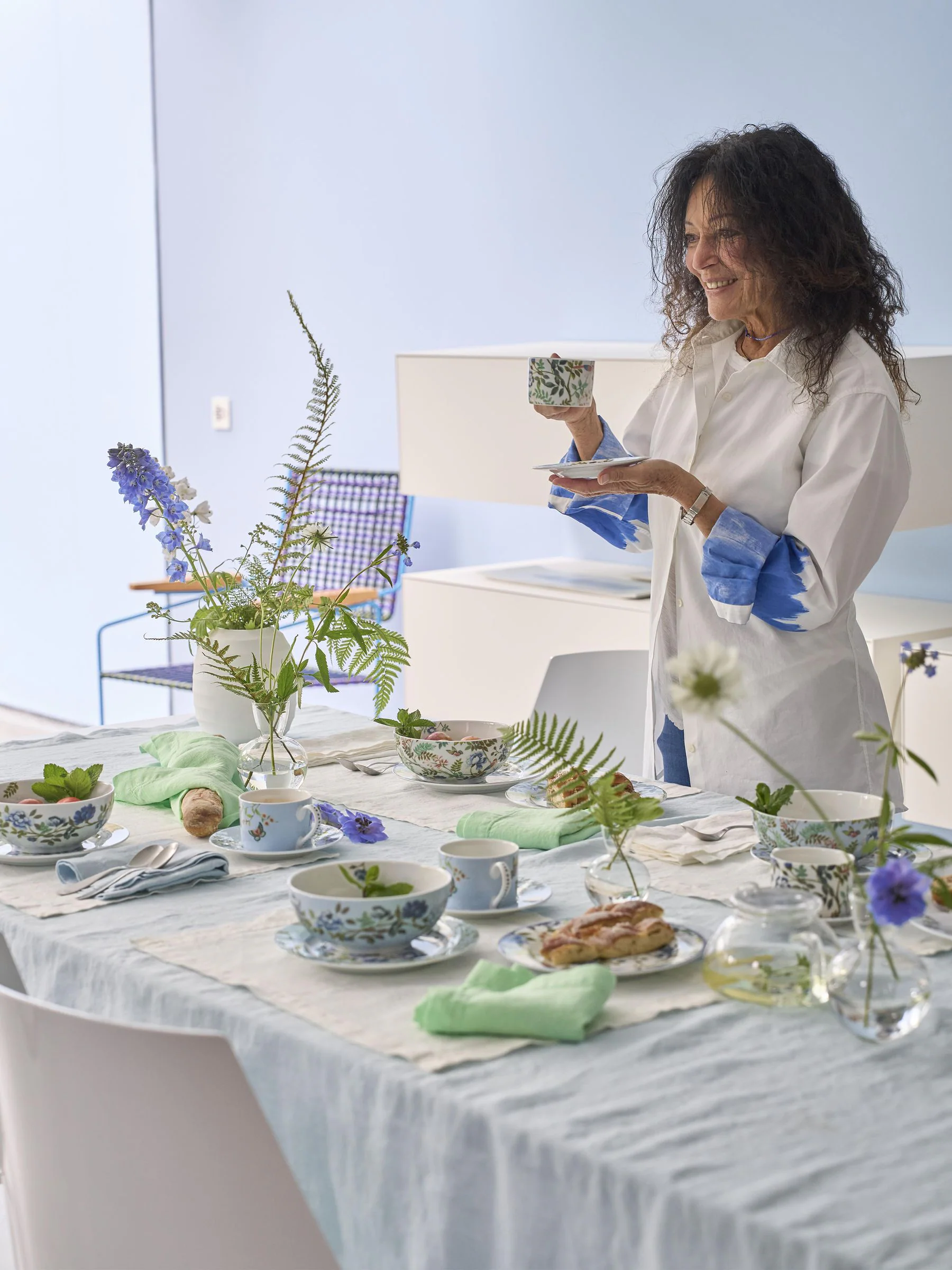 Designers Guild - Porcelaine De Chine - 4 theekopjes en -schotels