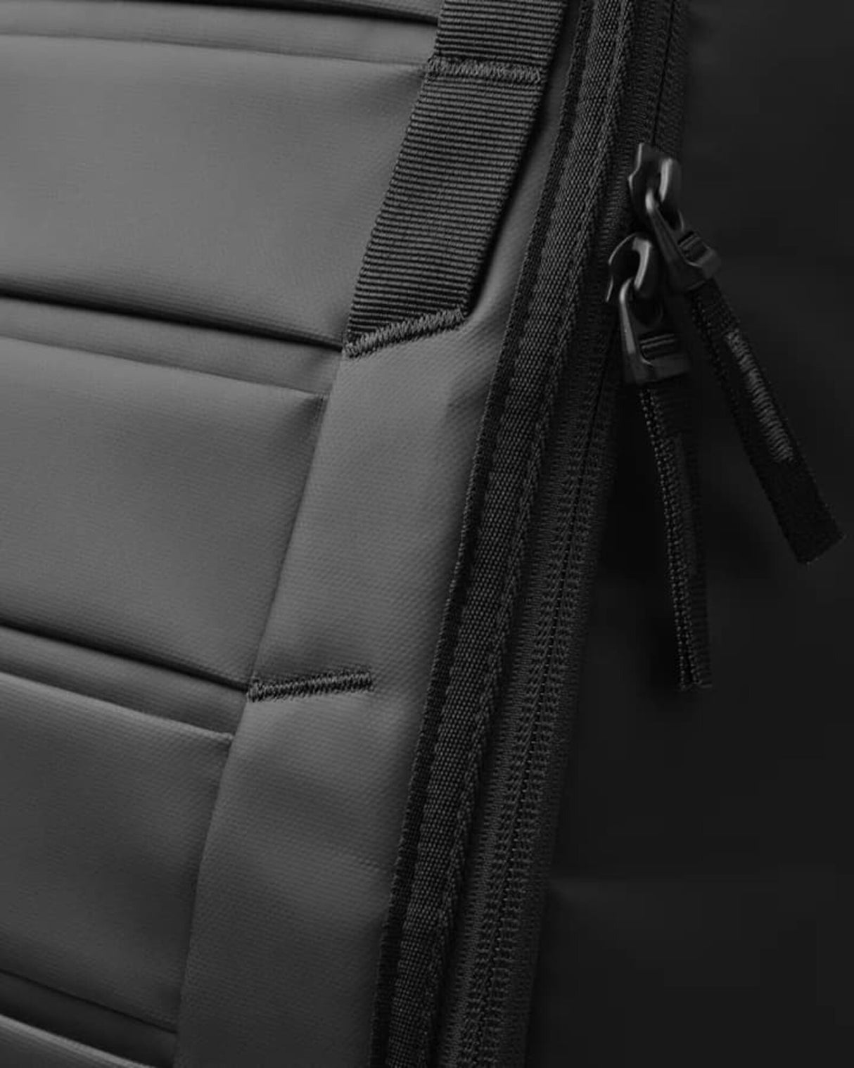 Db<br>Hugger Backpack 30L