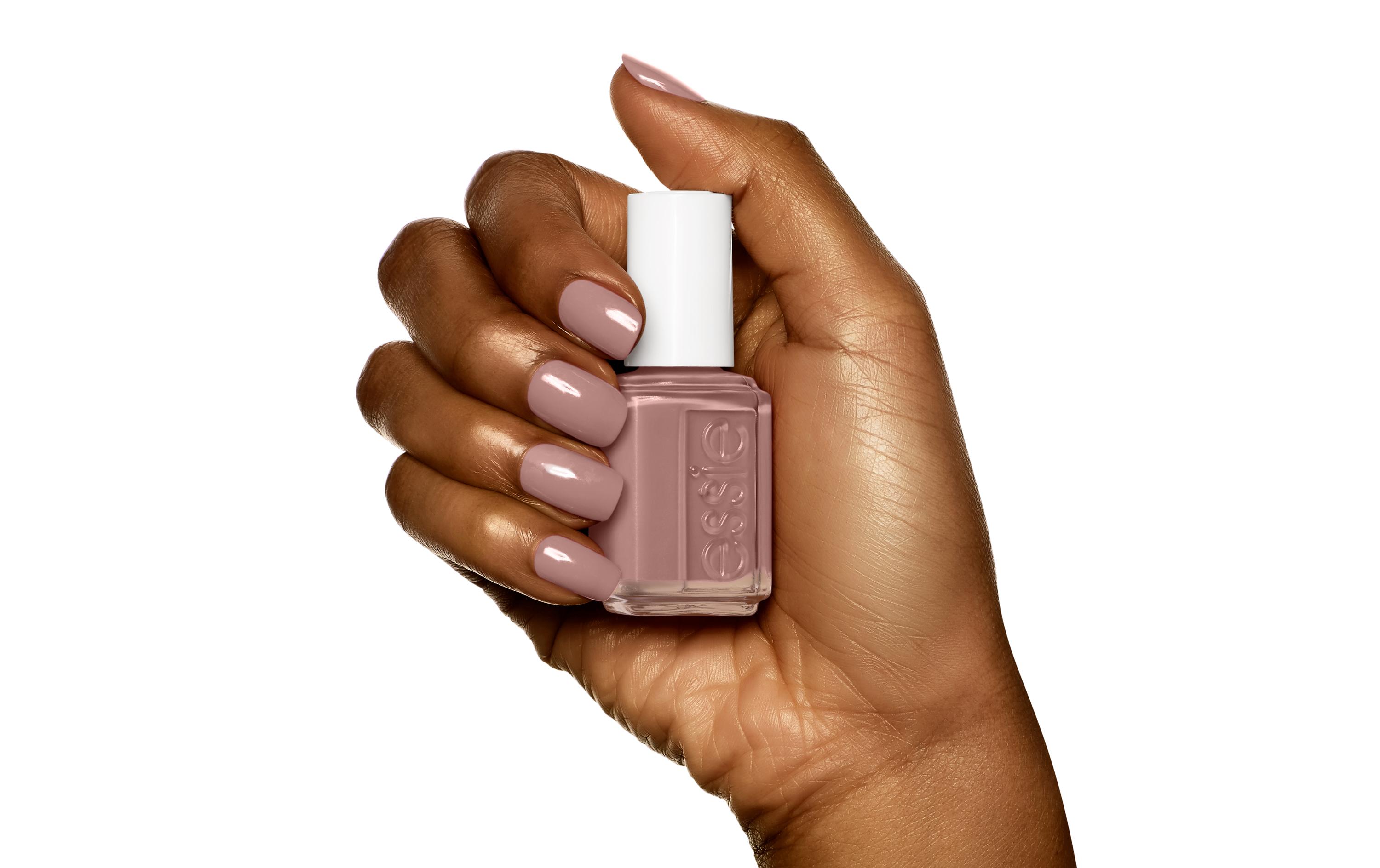 Nagellack Nail 497 clothing optionalHochwertiger, haltbarer Lack stärkt die Nägel und gleicht Unebenheiten aus