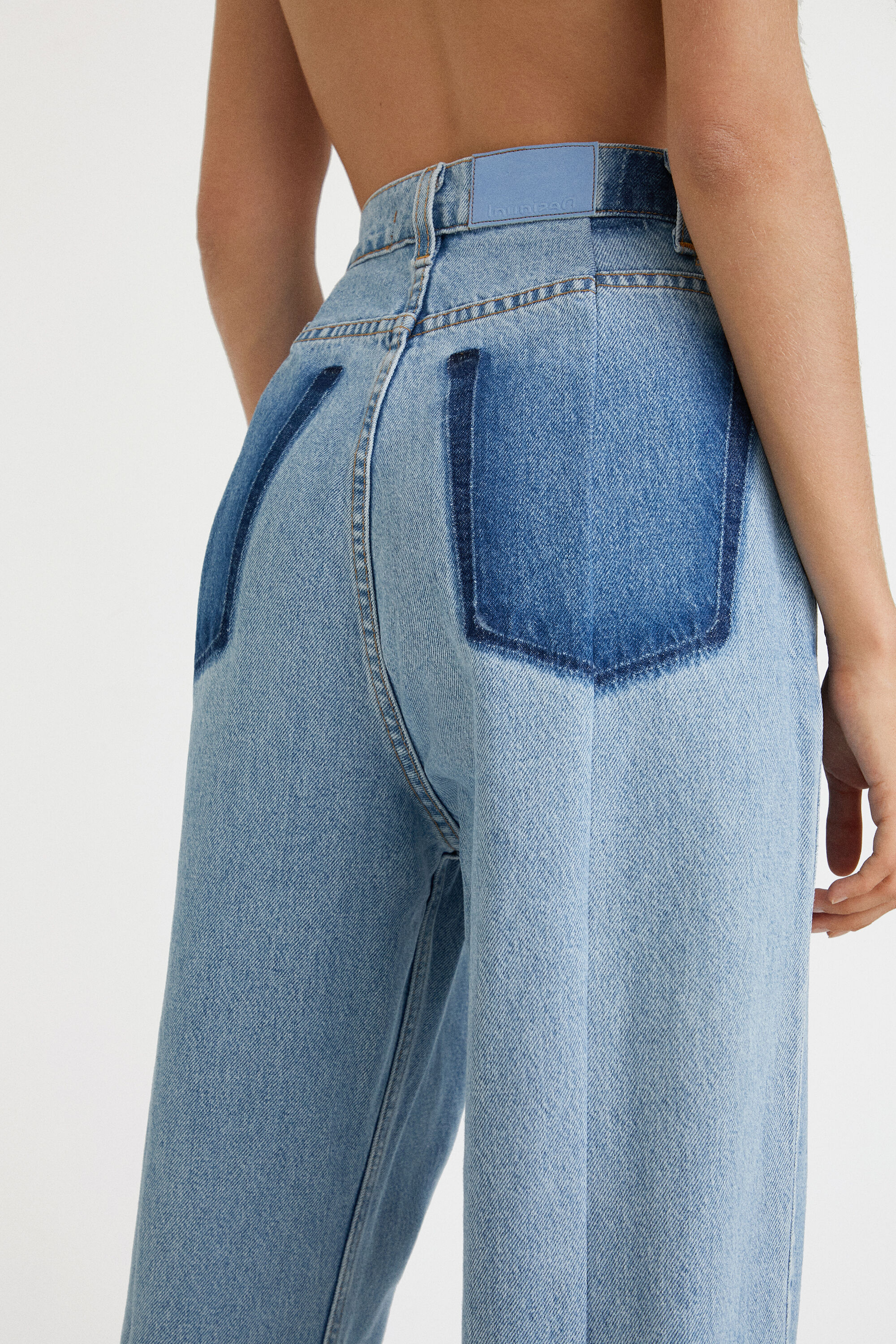 Jean loose à pinces upcyclé