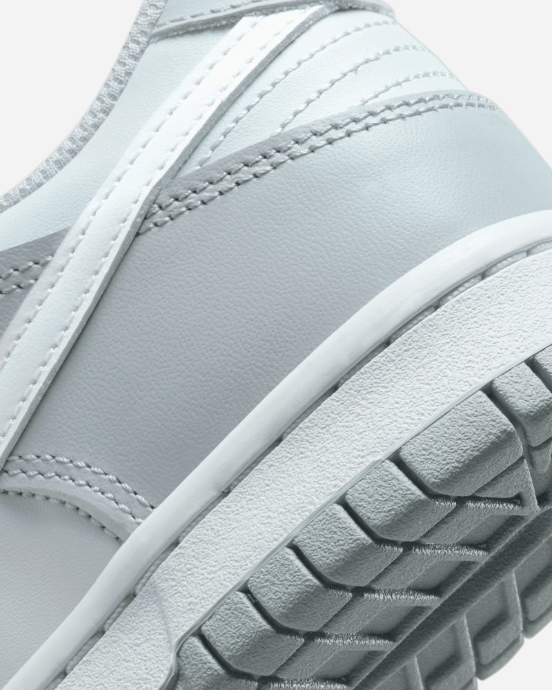 Chaussures Nike Dunk Low Gris pour enfant