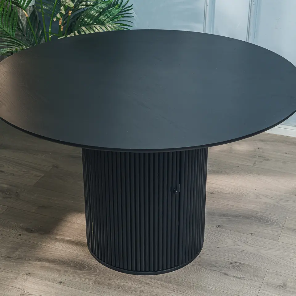 Eettafel voor 6 personen van massief grenen D120