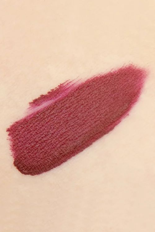 The Balm Maak kennis met Matte Hughes in Aanbidding van Merlot