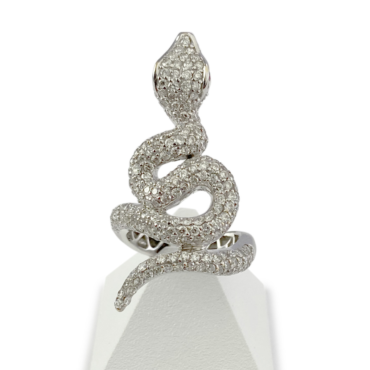 Bague d'occasion or 750 blanc diamants et rubis