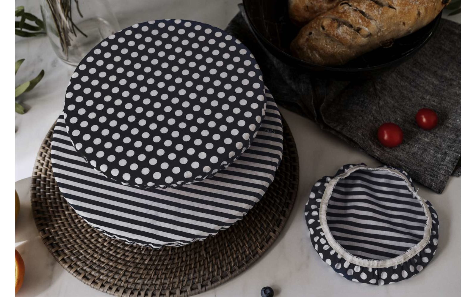 Nuts Innovations Schüsselabdeckung Textil XL Streifen und Punkte