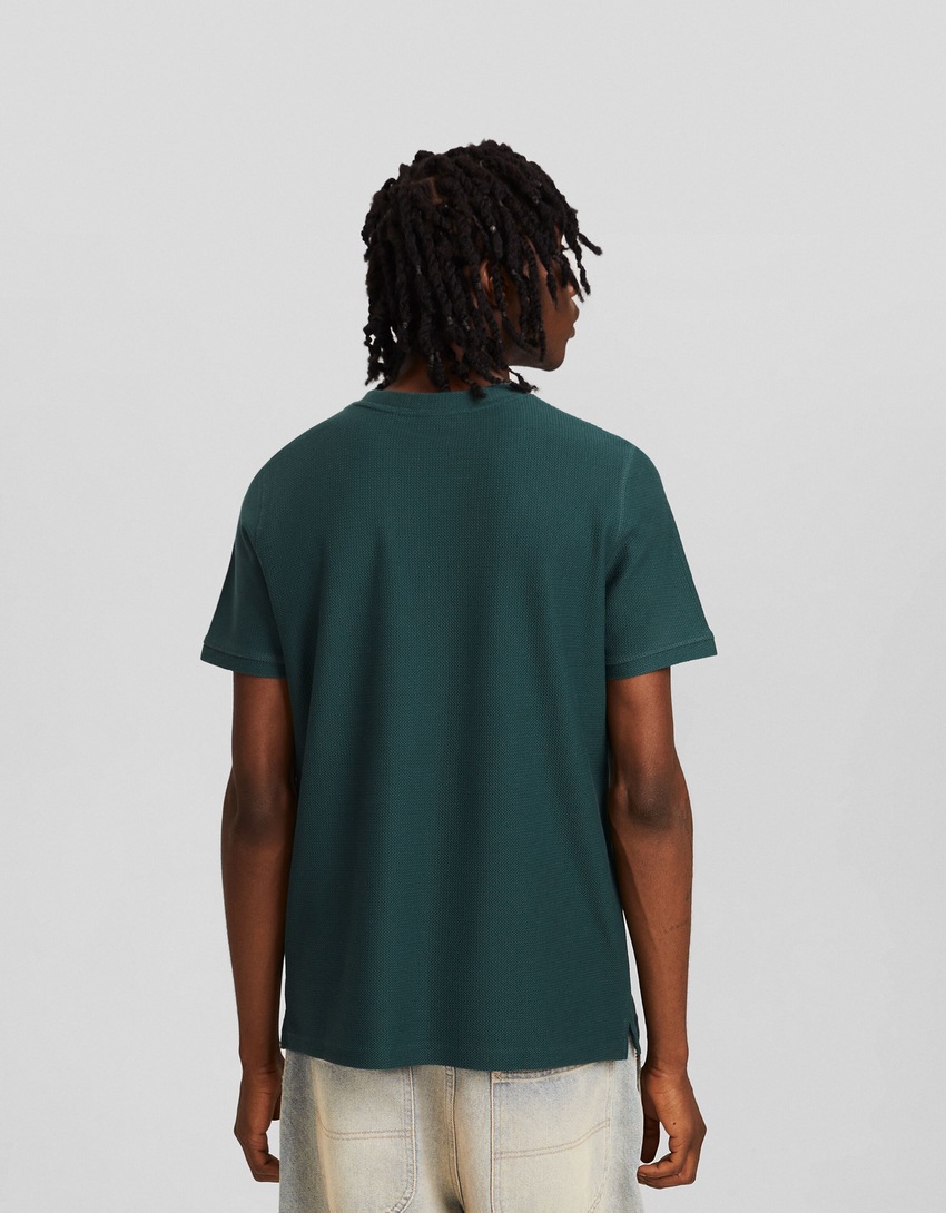 Camiseta texturizada de manga curta