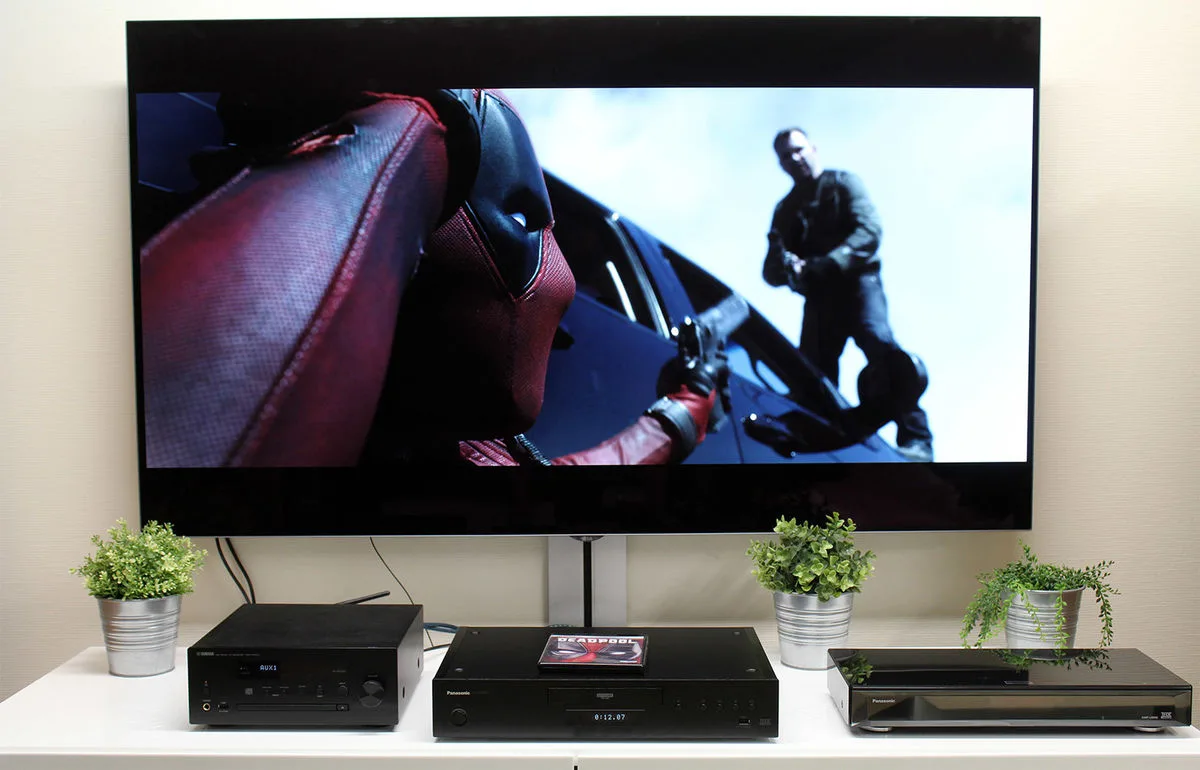 Panasonic DP-UB9000 EG1 Lecteurs Blu-ray / UHD 4K