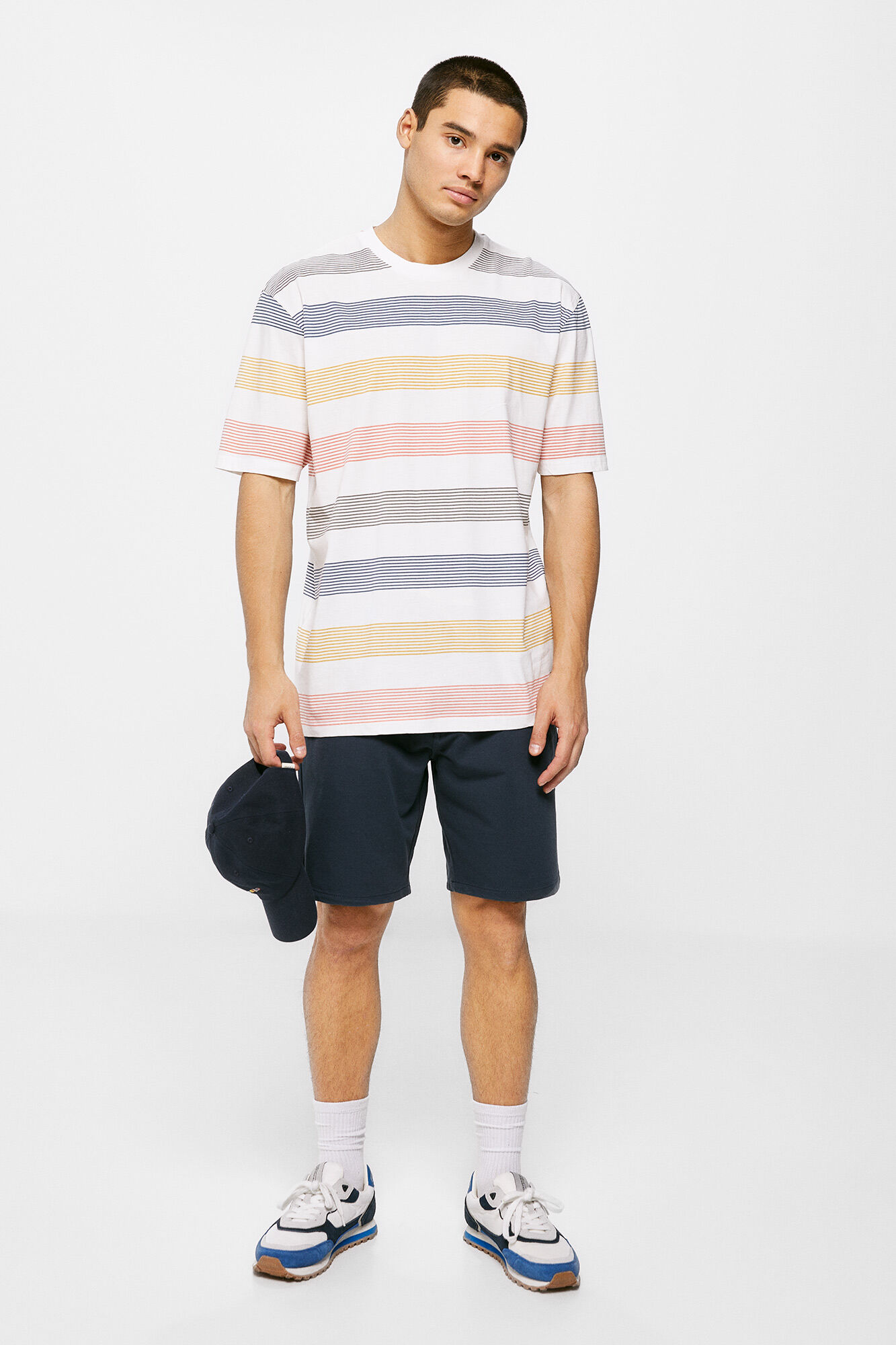Camiseta listrada multicolorida - marfim