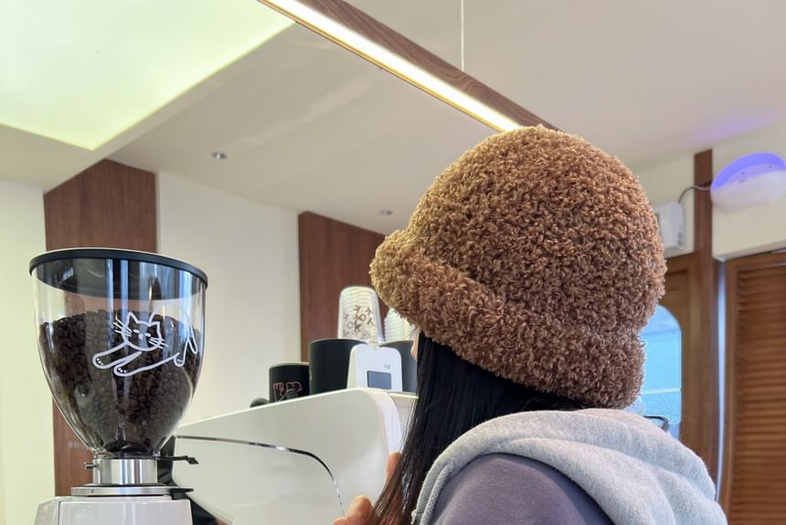 Hatrix - Letterapplicatie Chenille Beanie