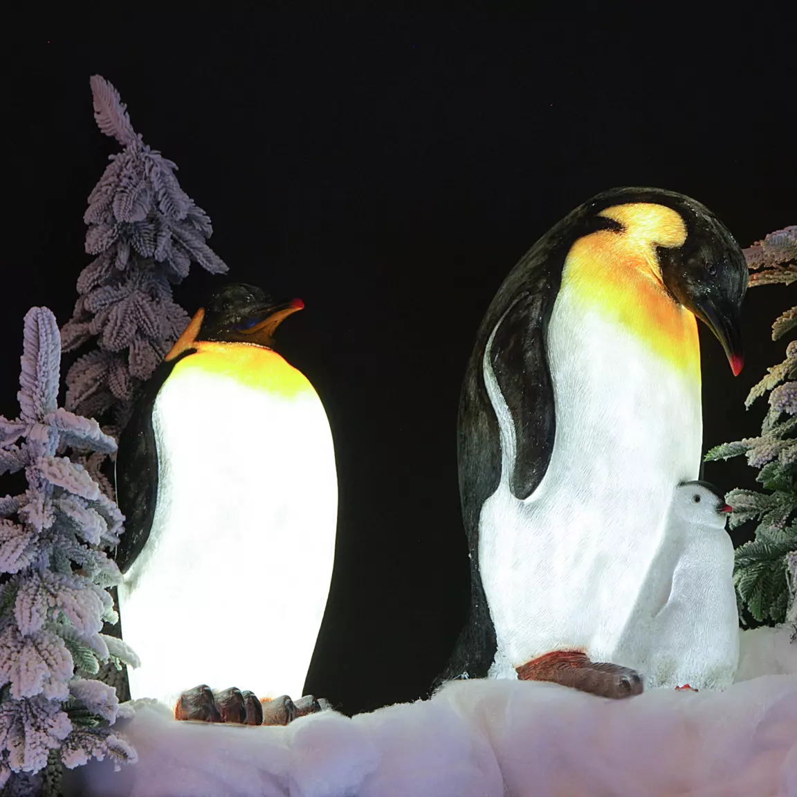 Pingouin lumineux fibre de verre 8 LED (H50 cm) Zélian Blanc froid