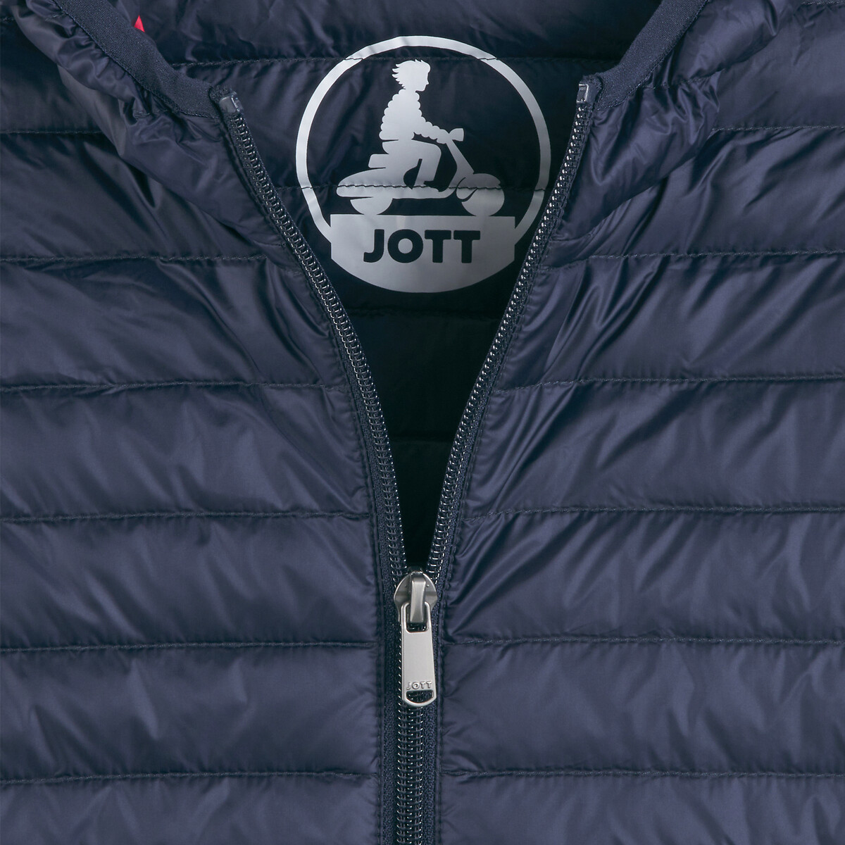 JOTT<br>Lichte donsjas met kap HUGO