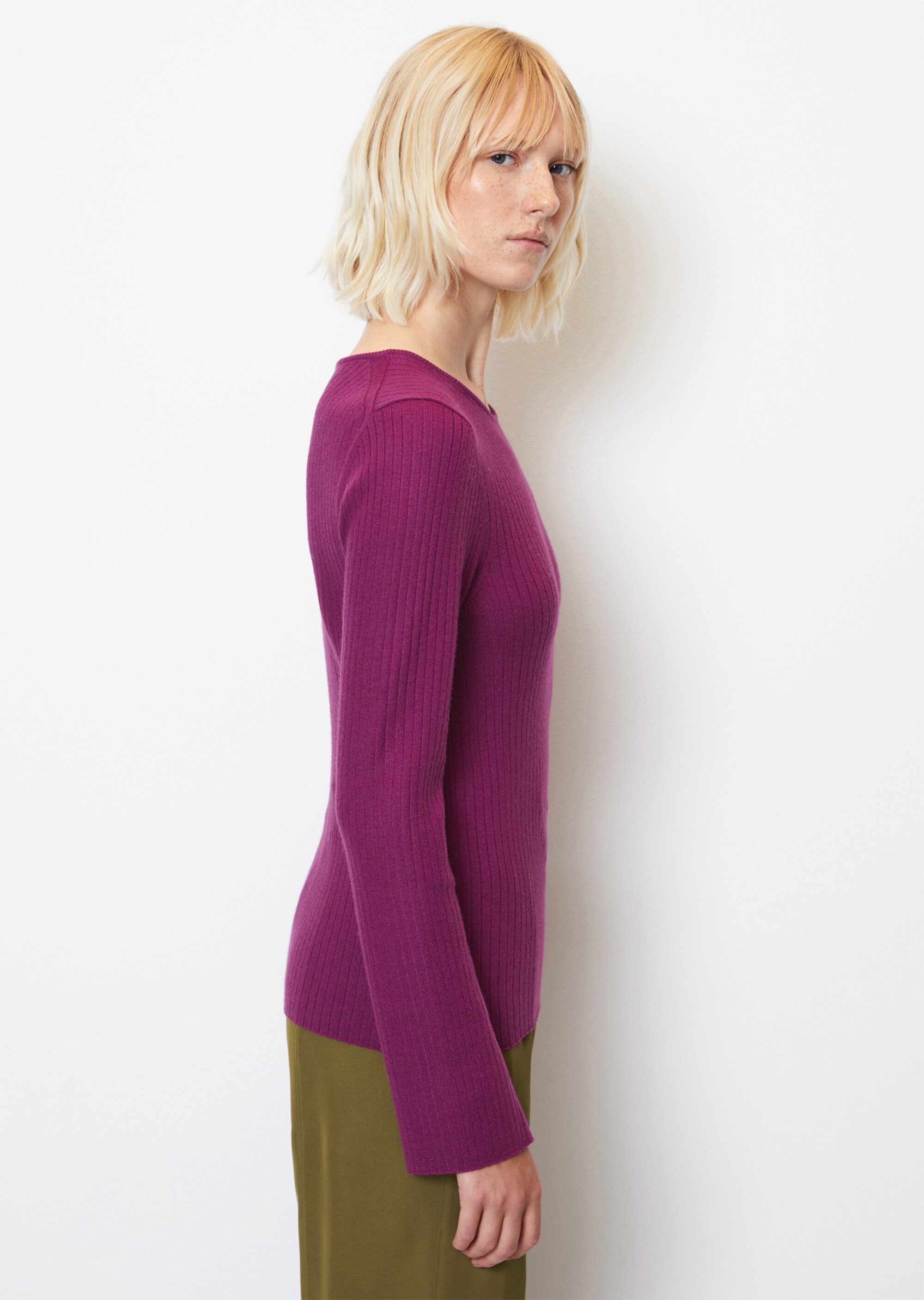 Feinstrickpullover slim aus softem Wolle-Viskose-Kaschmir-Mix