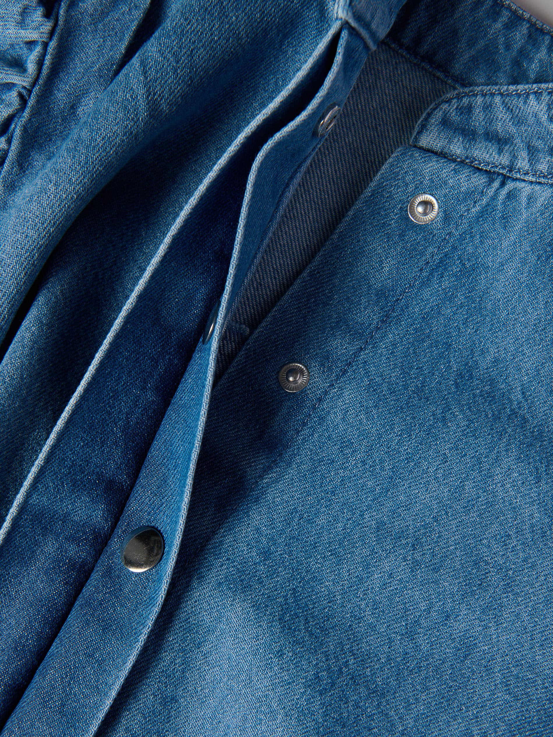 Denim-Bluse mit Puffärmeln